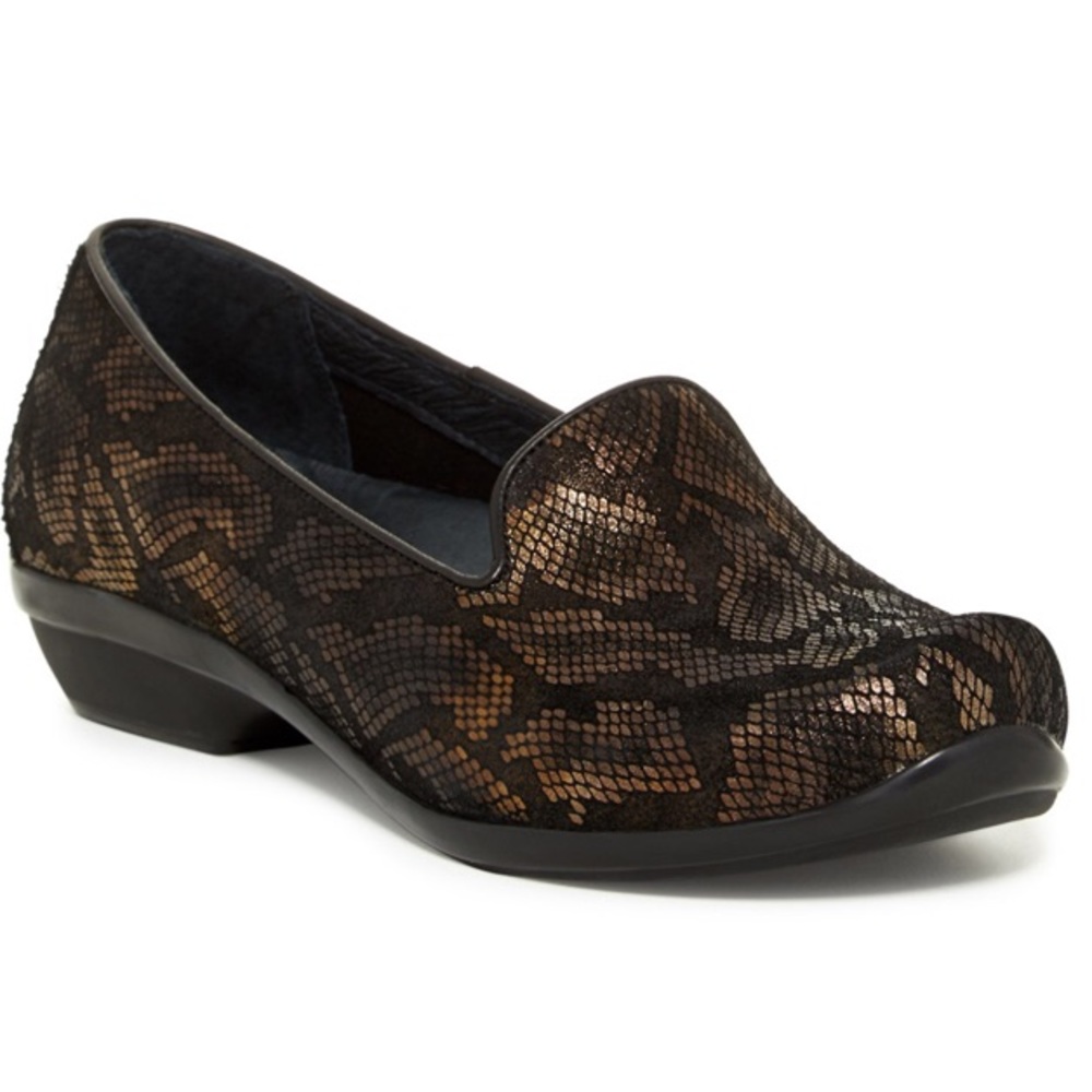 Dansko | Snake Olivia Shoes